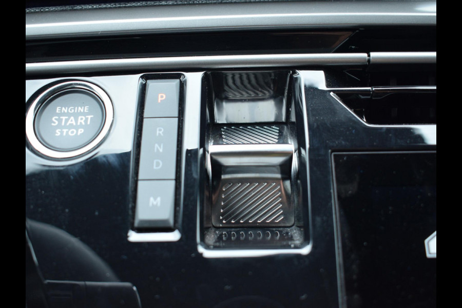 Peugeot 5008 1.2 Hybrid 136 Allure | NAVIGATIE | 360 CAMERA + SENSOREN | E.C.C. | CARPLAY | 7 PERS. | 16.004 KM Peugeot 5008 1.2 Hybrid 136 Allure | NAVIGATIE | 360 CAMERA + SENSOREN | E.C.C. | CARPLAY | 7 PERS. | 16.004 KM