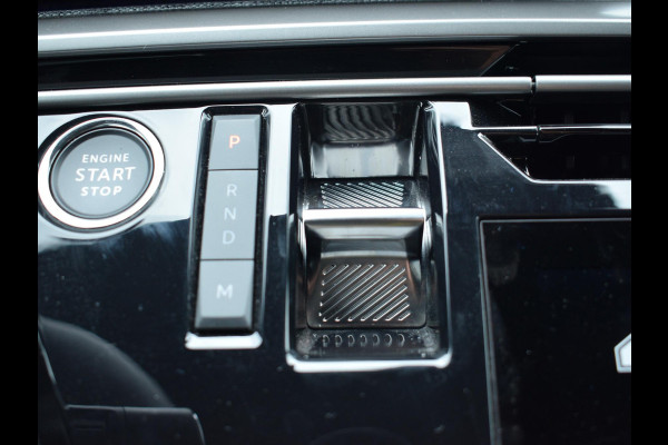 Peugeot 5008 1.2 Hybrid 136 Allure | NAVIGATIE | 360 CAMERA + SENSOREN | E.C.C. | CARPLAY | 7 PERS. | 16.004 KM Peugeot 5008 1.2 Hybrid 136 Allure | NAVIGATIE | 360 CAMERA + SENSOREN | E.C.C. | CARPLAY | 7 PERS. | 16.004 KM