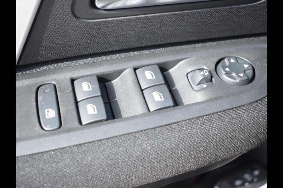 Citroën Ë-C4 Business 156pk Extended range 54 kWh CAMERA MET SENSOREN | NAVI & CARPLAY | E.C.C. | STOELVERWARMING | UIT VOORRAAD LEVERBAAR