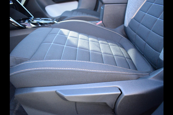 Citroën C3 Aircross 1.2 Hybrid 145pk Plus | Camera + sensoren | Carplay | Klimaat control | Cruisecontrol