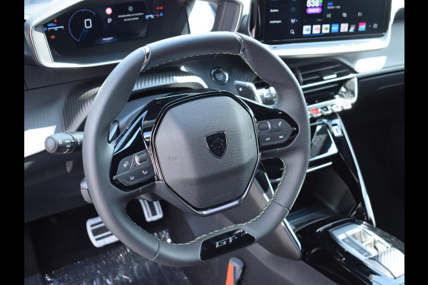 Peugeot 2008 1.2 Hybrid 136 GT | Stoelverwarming | Parkeersensoren + camera V + A | Navigatie | Massage stoelen Peugeot 2008 1.2 Hybrid 136 GT | Stoelverwarming | Parkeersensoren + camera V + A | Navigatie | Massage stoelen