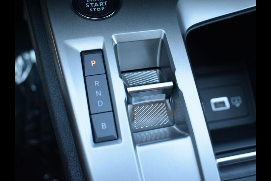 Peugeot 308 SW 1.6 Plug-in Hybrid 180 Allure Avantage | 360 CAMERA + SENSOREN | CARPLAY | A.C.C. | NAVIGATIE | E.C.C.