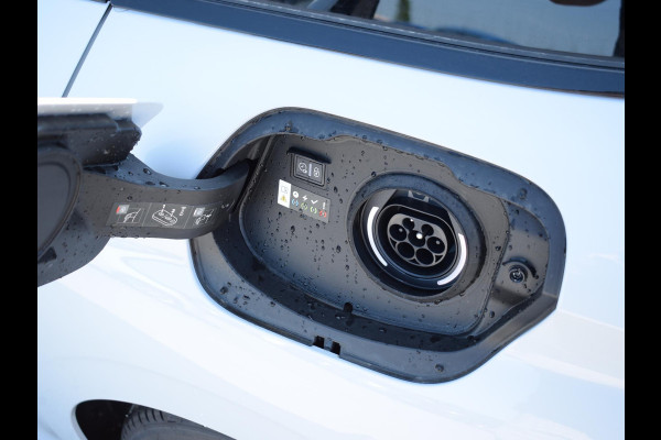 Peugeot 308 SW 1.6 Plug-in Hybrid 180 Allure Avantage | 360 CAMERA + SENSOREN | CARPLAY | A.C.C. | NAVIGATIE | E.C.C.