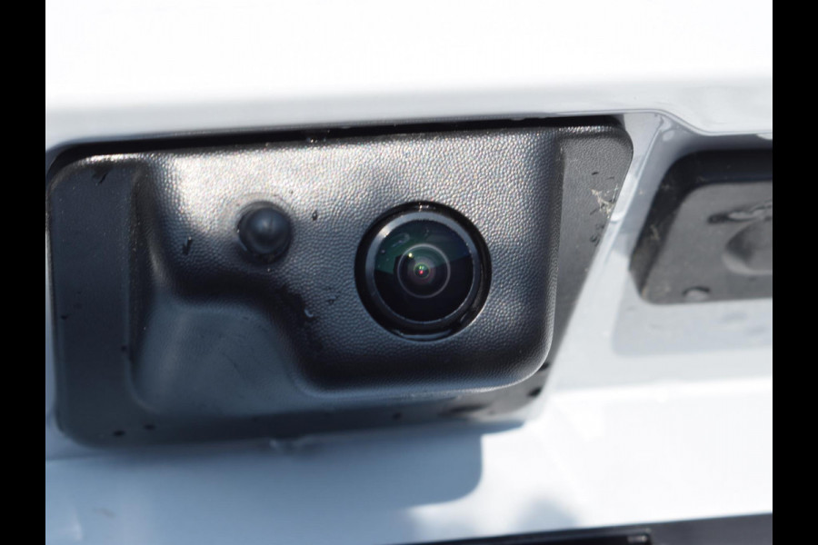 Peugeot 308 SW 1.6 Plug-in Hybrid 180 Allure Avantage | 360 CAMERA + SENSOREN | CARPLAY | A.C.C. | NAVIGATIE | E.C.C.