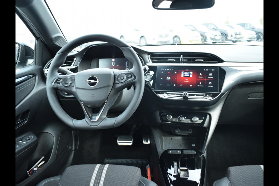 Opel Corsa 1.2 Turbo Hybrid GS 3 FASE | ACHTERUITRIJCAMERA + SENSOREN | CARPLAY | E.C.C. Opel Corsa 1.2 Turbo Hybrid GS 3 FASE | ACHTERUITRIJCAMERA + SENSOREN | CARPLAY | E.C.C.