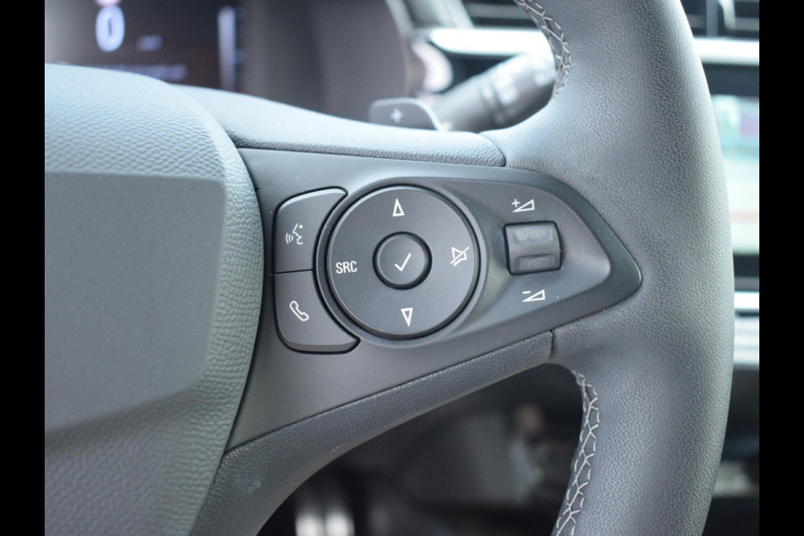 Opel Corsa 1.2 Turbo Hybrid GS 3 FASE | ACHTERUITRIJCAMERA + SENSOREN | CARPLAY | E.C.C. Opel Corsa 1.2 Turbo Hybrid GS 3 FASE | ACHTERUITRIJCAMERA + SENSOREN | CARPLAY | E.C.C.