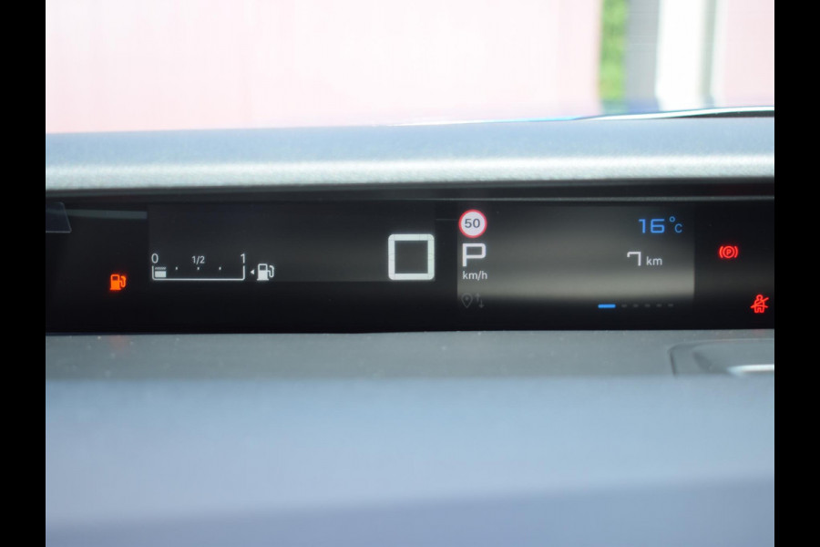 Citroën C3 1.2 Hybrid 110pk Max | NAVIGATIE & CARPLAY | ACHTERUITRIJCAMERA MET SENSOREN | E.C.C.