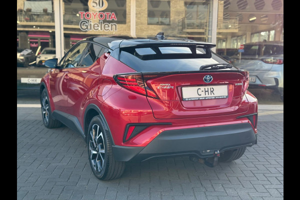 Toyota C-HR 1.8 Hybrid First Edition | Eerste eigenaar, Trekhaak, JBL, Apple CarPlay/Android auto, Dodehoekherkenning, Parkeersensoren, Stoe