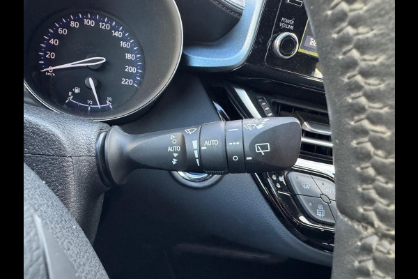 Toyota C-HR 1.8 Hybrid First Edition | Eerste eigenaar, Trekhaak, JBL, Apple CarPlay/Android auto, Dodehoekherkenning, Parkeersensoren, Stoe