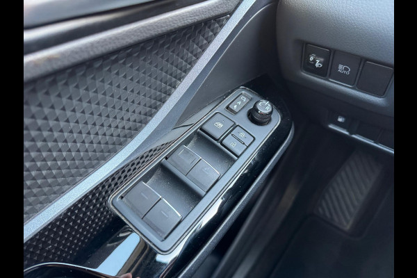 Toyota C-HR 1.8 Hybrid First Edition | Eerste eigenaar, Trekhaak, JBL, Apple CarPlay/Android auto, Dodehoekherkenning, Parkeersensoren, Stoe