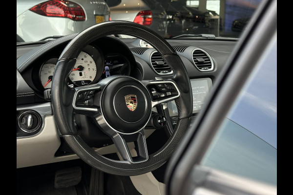 Porsche 718 Cayman 2.0 Sportchrono Adapt. Cruise BOSE Stuurverw. CarPlay Keyless LED 20”LM Agaatgrijs Porsche 718 Cayman 2.0 Sportchrono Adapt. Cruise BOSE Stuurverw. CarPlay Keyless LED 20”LM Agaatgrijs