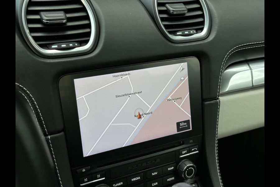 Porsche 718 Cayman 2.0 Sportchrono Adapt. Cruise BOSE Stuurverw. CarPlay Keyless LED 20”LM Agaatgrijs Porsche 718 Cayman 2.0 Sportchrono Adapt. Cruise BOSE Stuurverw. CarPlay Keyless LED 20”LM Agaatgrijs