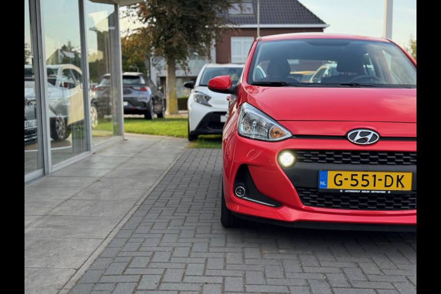 Hyundai i10 1.0i Comfort | Eerste eigenaar, Apple CarPlay/Android Auto, Lichtmetalen velgen, Cruise control, Navigatie, Parkeersensoren