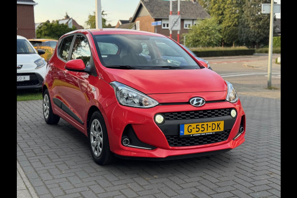 Hyundai i10 1.0i Comfort | Eerste eigenaar, Apple CarPlay/Android Auto, Lichtmetalen velgen, Cruise control, Navigatie, Parkeersensoren