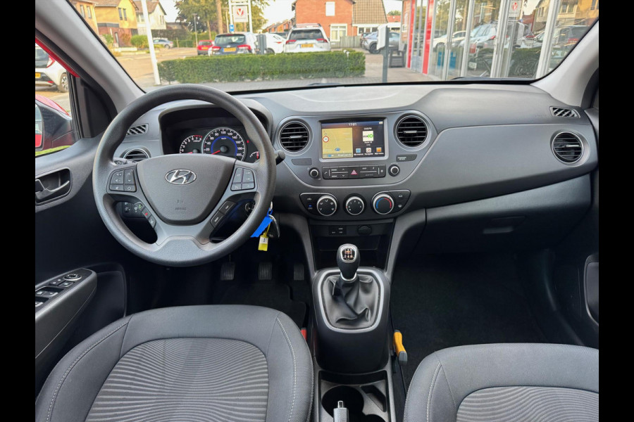 Hyundai i10 1.0i Comfort | Eerste eigenaar, Apple CarPlay/Android Auto, Lichtmetalen velgen, Cruise control, Navigatie, Parkeersensoren