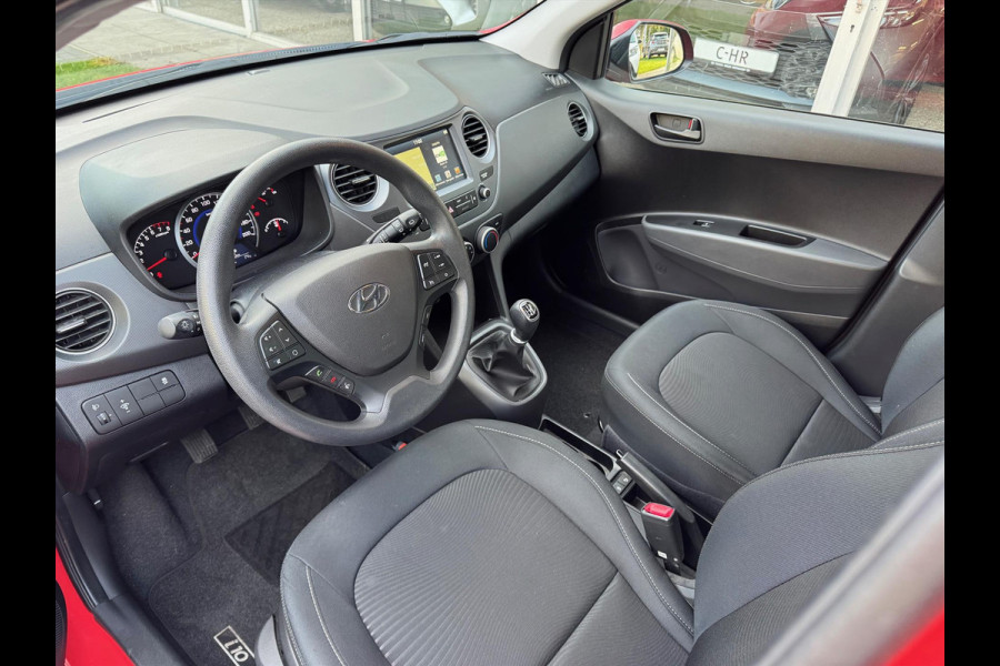 Hyundai i10 1.0i Comfort | Eerste eigenaar, Apple CarPlay/Android Auto, Lichtmetalen velgen, Cruise control, Navigatie, Parkeersensoren
