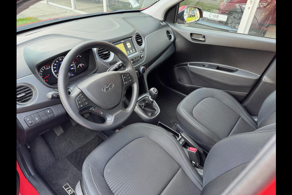 Hyundai i10 1.0i Comfort | Eerste eigenaar, Apple CarPlay/Android Auto, Lichtmetalen velgen, Cruise control, Navigatie, Parkeersensoren