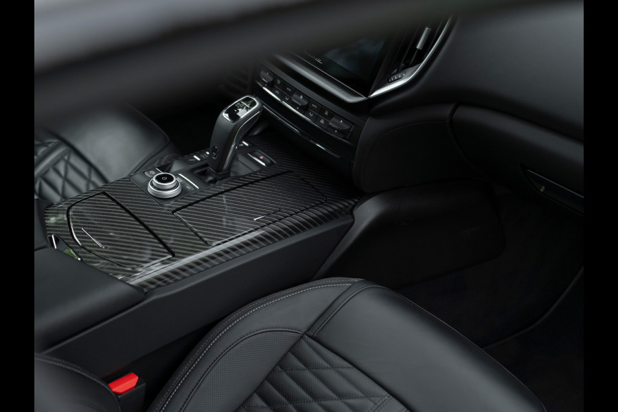 Maserati Ghibli 3.8 V8 Trofeo 580pk | Carbon Ext. Pack | Driver Ass. Pack + | Harman/Kardon | Stoelventilatie Maserati Ghibli 3.8 V8 Trofeo 580pk | Carbon Ext. Pack | Driver Ass. Pack + | Harman/Kardon | Stoelventilatie
