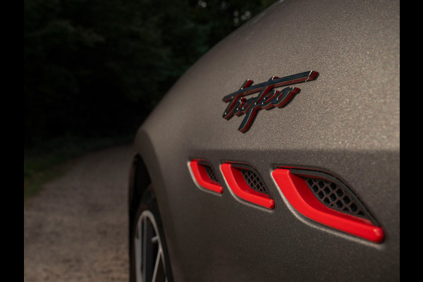 Maserati Ghibli 3.8 V8 Trofeo 580pk | Carbon Ext. Pack | Driver Ass. Pack + | Harman/Kardon | Stoelventilatie Maserati Ghibli 3.8 V8 Trofeo 580pk | Carbon Ext. Pack | Driver Ass. Pack + | Harman/Kardon | Stoelventilatie