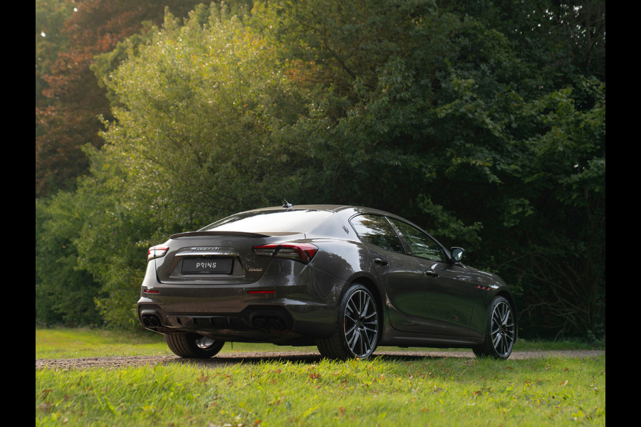 Maserati Ghibli 3.8 V8 Trofeo 580pk | Carbon Ext. Pack | Driver Ass. Pack + | Harman/Kardon | Stoelventilatie Maserati Ghibli 3.8 V8 Trofeo 580pk | Carbon Ext. Pack | Driver Ass. Pack + | Harman/Kardon | Stoelventilatie