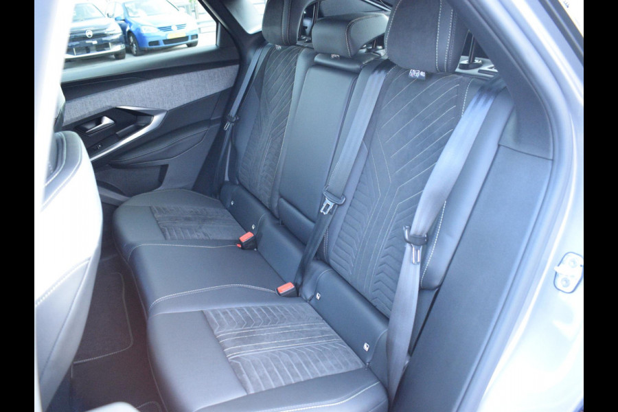 Peugeot E-3008 GT Avantage 210 73 kWh NAVI & CARPLAY | CAMERA MET SENSOREN | E.C.C. |