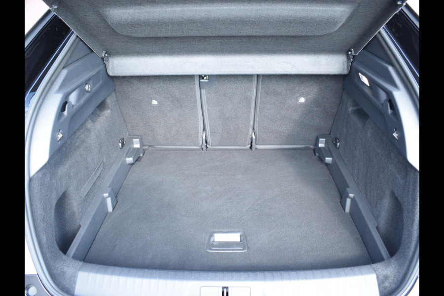 Peugeot E-3008 GT Avantage 210 73 kWh NAVI & CARPLAY | CAMERA MET SENSOREN | E.C.C. |