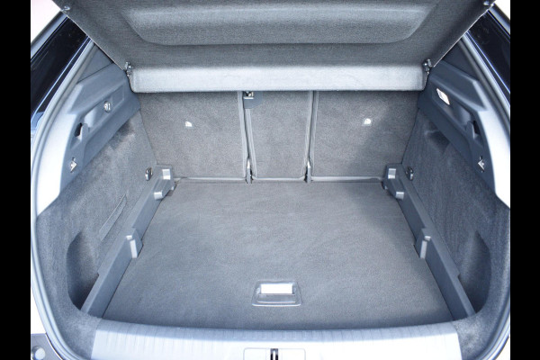 Peugeot E-3008 GT Avantage 210 73 kWh NAVI & CARPLAY | CAMERA MET SENSOREN | E.C.C. |