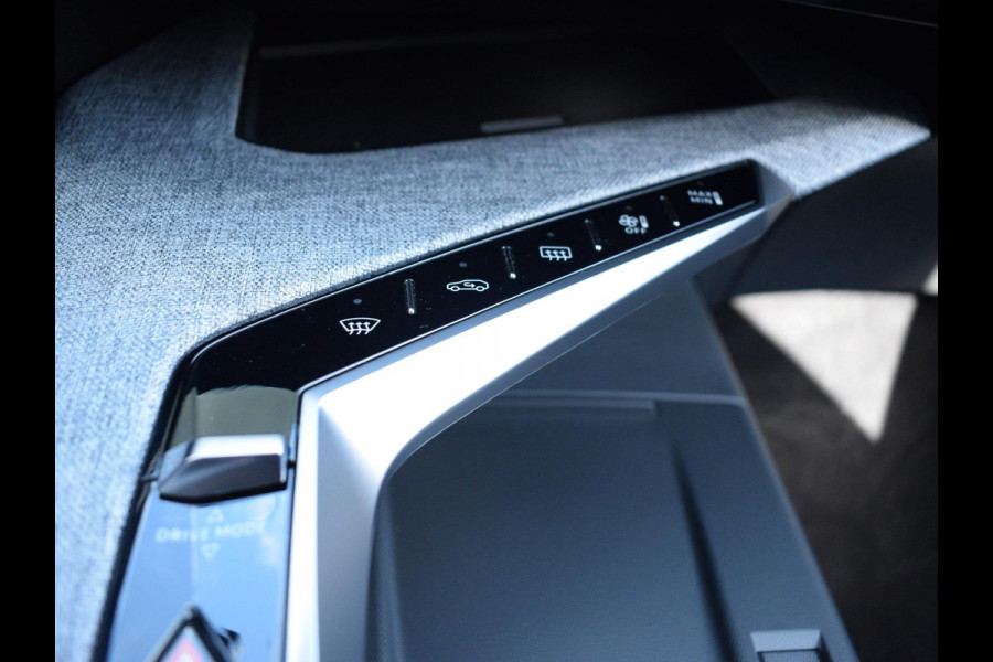 Peugeot E-3008 GT Avantage 210 73 kWh NAVI & CARPLAY | CAMERA MET SENSOREN | E.C.C. |