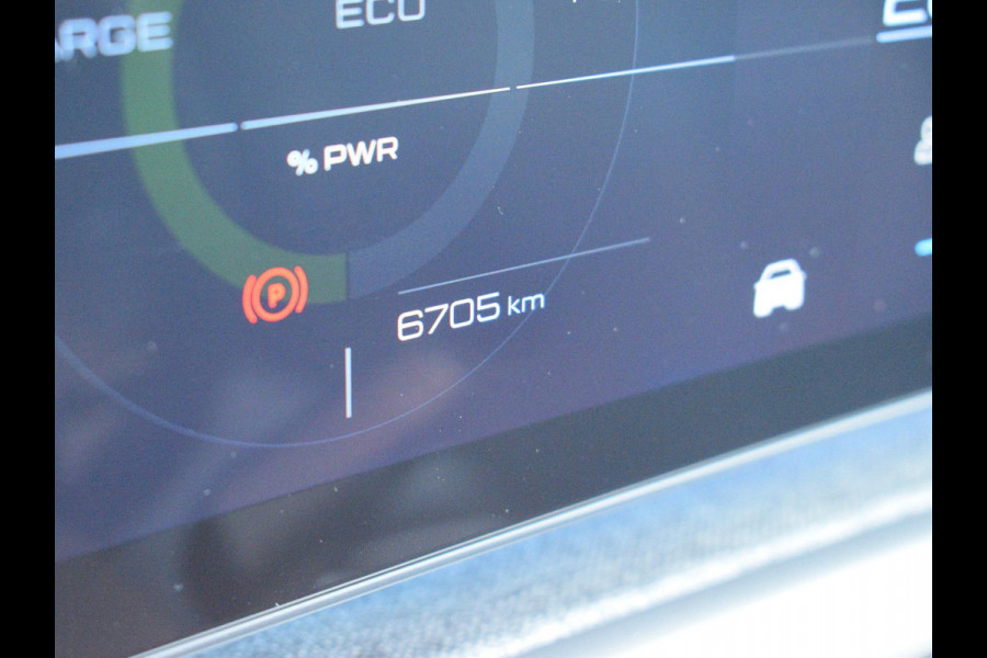 Peugeot E-3008 Allure 73 kWh ADAPTIEVE CRUISECONTROL | 360 CAMERA | NAVI & CARPLAY | E.C.C. | Peugeot E-3008 Allure 73 kWh ADAPTIEVE CRUISECONTROL | 360 CAMERA | NAVI & CARPLAY | E.C.C. |
