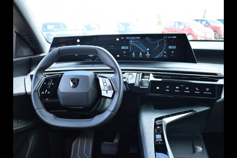 Peugeot E-3008 Allure 73 kWh ADAPTIEVE CRUISECONTROL | 360 CAMERA | NAVI & CARPLAY | E.C.C. | Peugeot E-3008 Allure 73 kWh ADAPTIEVE CRUISECONTROL | 360 CAMERA | NAVI & CARPLAY | E.C.C. |