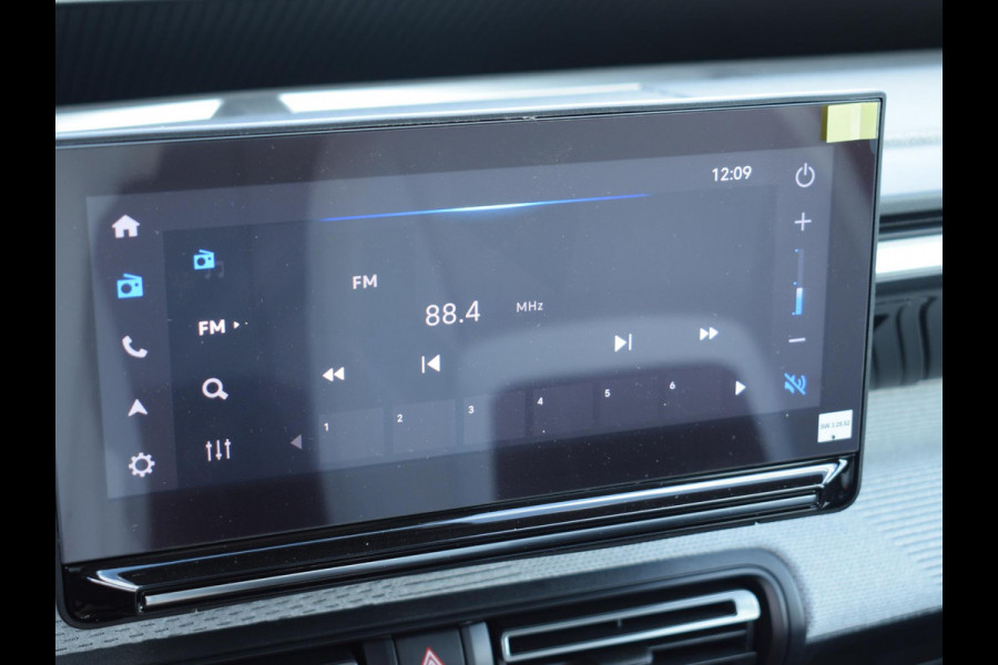 Citroën C3 1.2 Turbo 100pk Max | NAVIGATIE & CARPLAY | ACHTERUITRIJCAMERA MET SENSOREN | E.C.C.