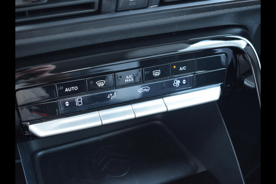 Citroën C3 1.2 Turbo 100pk Max | NAVIGATIE & CARPLAY | ACHTERUITRIJCAMERA MET SENSOREN | E.C.C.