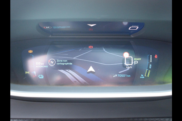 Peugeot e-208 EV GT Pack 50 kWh 3 FASE | PANODAK | ACHTERUITRIJCAMERA MET SENSOREN | NAVI & CARPLAY | E.C.C. |