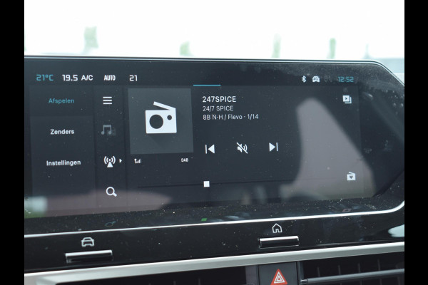 Citroën C4 1.2 Hybrid 136 Plus