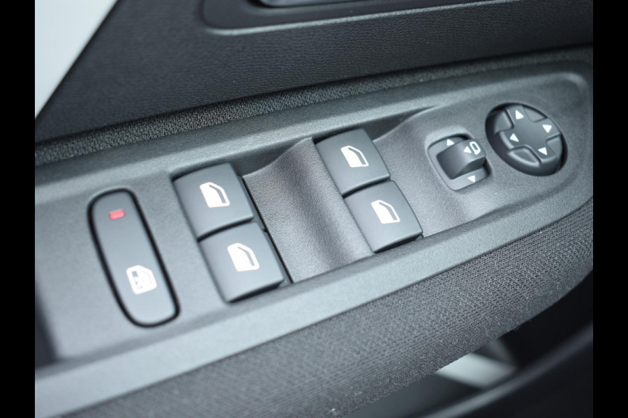 Citroën C4 1.2 Hybrid 136 Plus