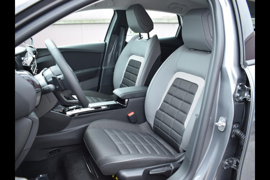 Citroën C4 1.2 Hybrid 136 Plus