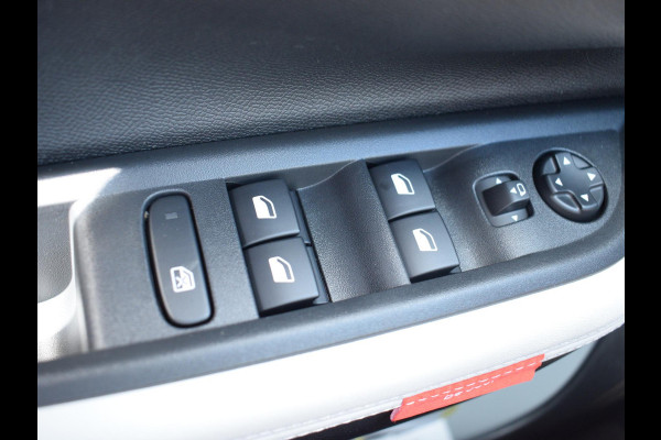 Citroën C3 1.2 Turbo 100pk Max | NAVIGATIE & CARPLAY | ACHTERUITRIJCAMERA MET SENSOREN | E.C.C.