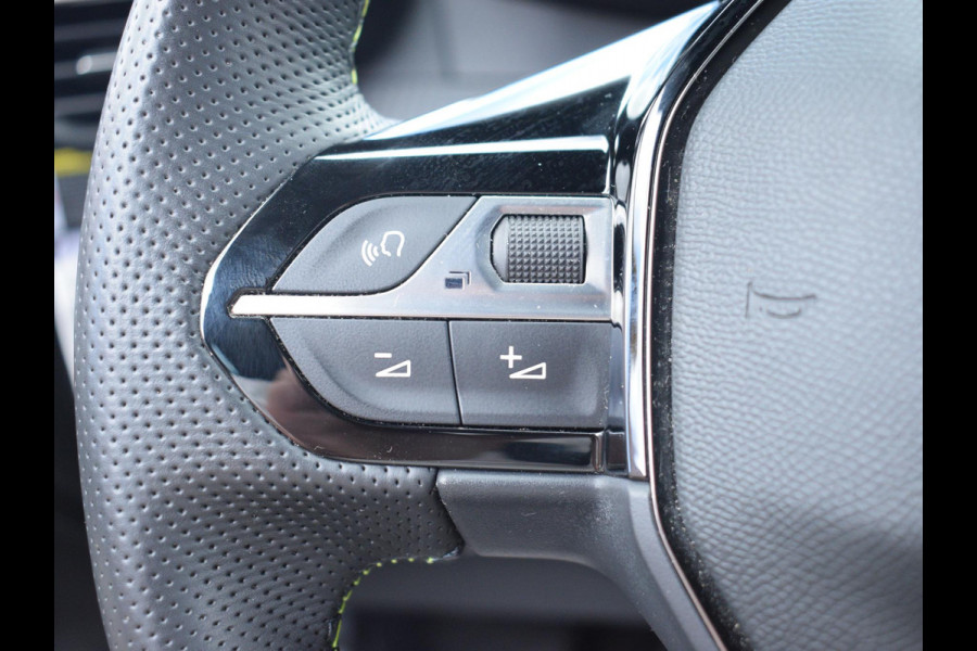 Peugeot 208 1.2 PureTech GT ACHTERUITRIJCAMERA MET SENSOREN | NAVI & CARPLAY | E.C.C. | Peugeot 208 1.2 PureTech GT ACHTERUITRIJCAMERA MET SENSOREN | NAVI & CARPLAY | E.C.C. |