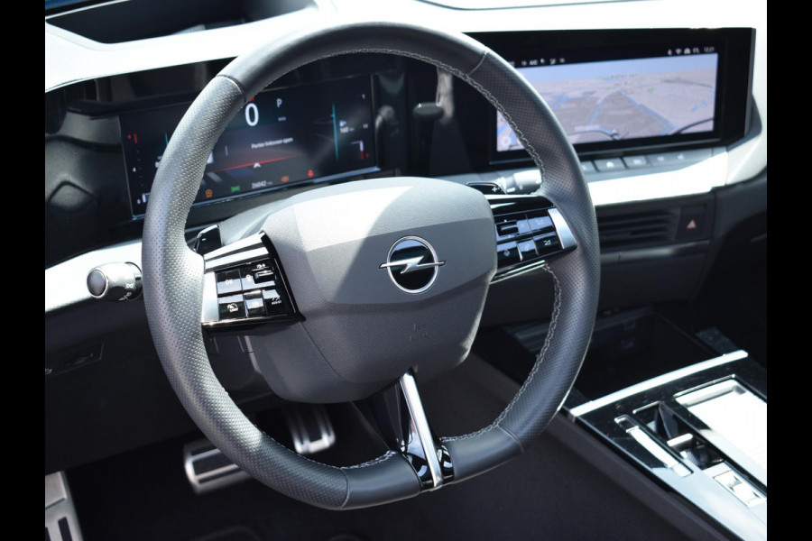 Opel Astra Sports Tourer 1.2 Ultimate SCHUIF- KANTELDAK | ELEKTRISCHE STOELBEDIENING | CAMERA MET SENSOREN |