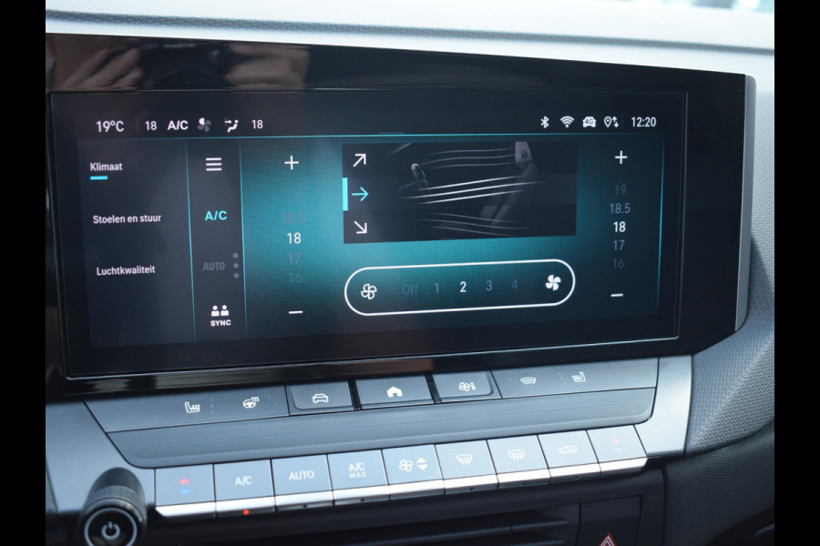 Opel Astra Sports Tourer 1.2 Ultimate SCHUIF- KANTELDAK | ELEKTRISCHE STOELBEDIENING | CAMERA MET SENSOREN |