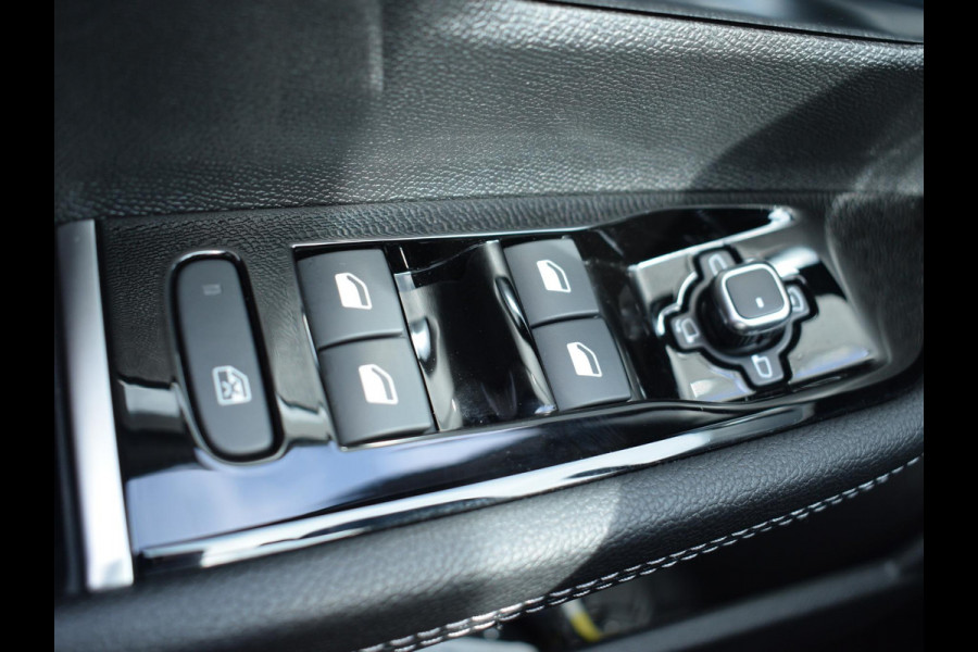 Opel Astra Sports Tourer 1.2 Ultimate SCHUIF- KANTELDAK | ELEKTRISCHE STOELBEDIENING | CAMERA MET SENSOREN |