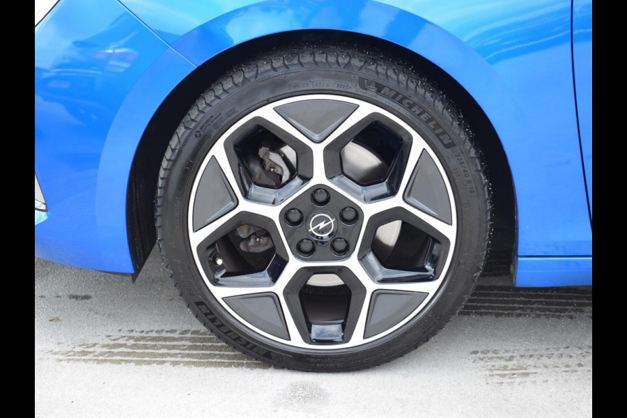 Opel Astra Sports Tourer 1.2 Ultimate SCHUIF- KANTELDAK | ELEKTRISCHE STOELBEDIENING | CAMERA MET SENSOREN |