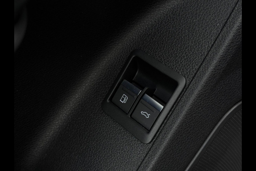 Audi Q3 Sportback 45 TFSI e 3x S Line M2023 NAVI 360 CAMERA SFEERVERLICHTING