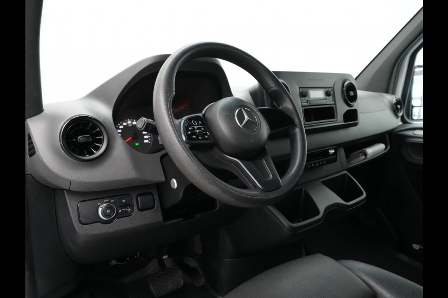 Mercedes-Benz Sprinter 314 2.2 CDI L3 DC EURO VI-D Pick-Up 6 Pers. Trekhaak Clima Bluetooth Cruise Mercedes-Benz Sprinter 314 2.2 CDI L3 DC EURO VI-D Pick-Up 6 Pers. Trekhaak Clima Bluetooth Cruise