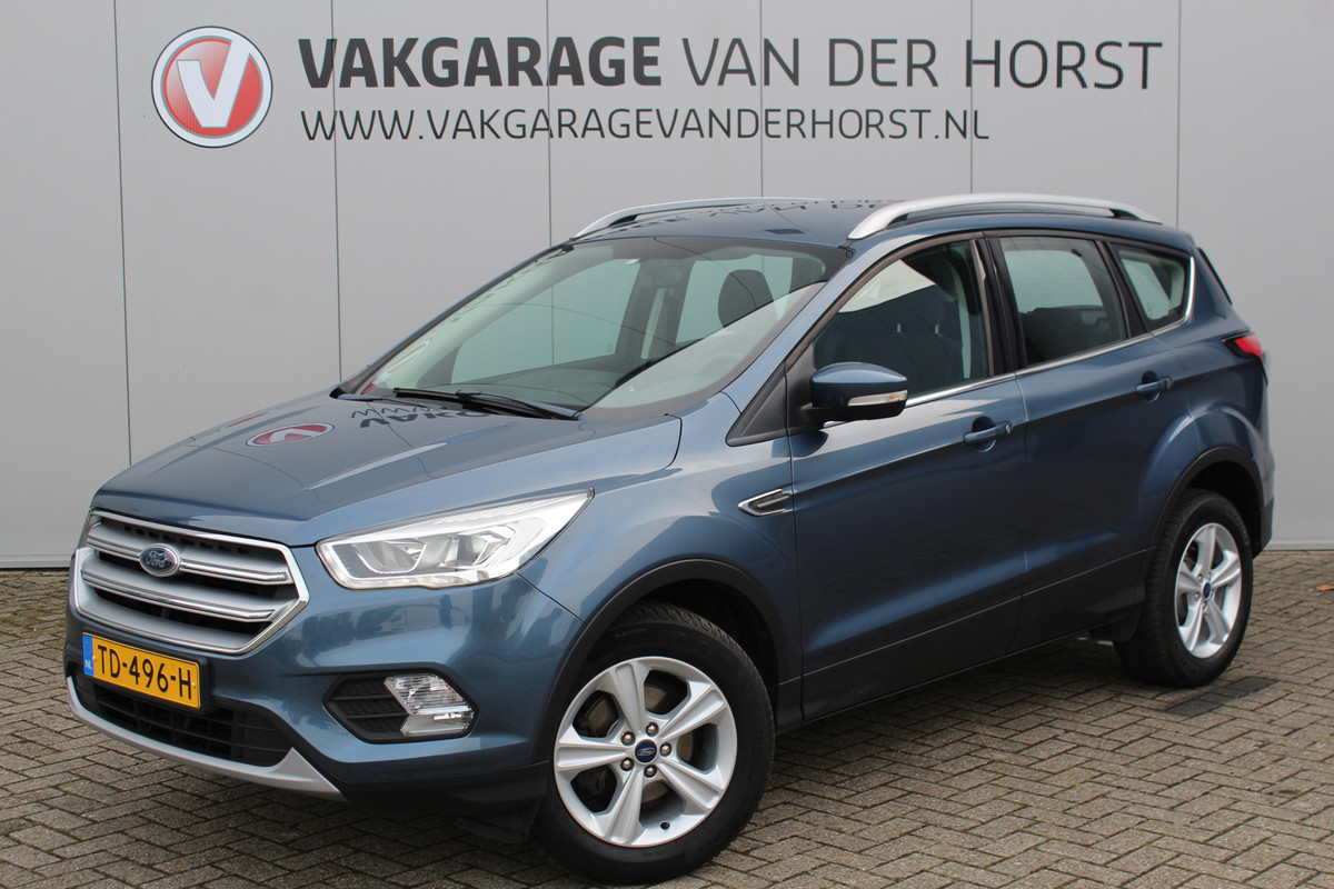 Ford Kuga 1.5 120 pk EcoBoost Trend Ultimate 1800kg Trekgewicht, Trekhaak, Lm velgen, Navigatie Ford Kuga 1.5 120 pk EcoBoost Trend Ultimate 1800kg Trekgewicht, Trekhaak, Lm velgen, Navigatie