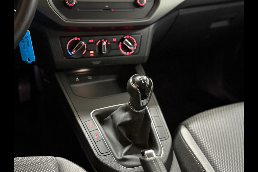 Seat Ibiza 1.0 TSI 5 deurs Style | Beats Audio | Bluetooth | Airco | Parkeersensoren Seat Ibiza 1.0 TSI 5 deurs Style | Beats Audio | Bluetooth | Airco | Parkeersensoren