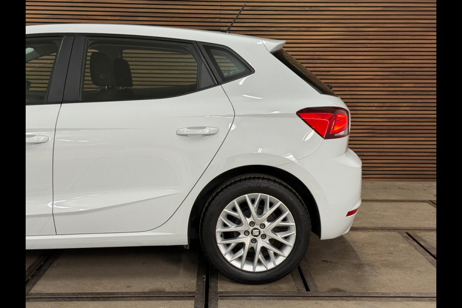 Seat Ibiza 1.0 TSI 5 deurs Style | Beats Audio | Bluetooth | Airco | Parkeersensoren Seat Ibiza 1.0 TSI 5 deurs Style | Beats Audio | Bluetooth | Airco | Parkeersensoren