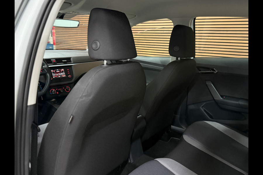 Seat Ibiza 1.0 TSI 5 deurs Style | Beats Audio | Bluetooth | Airco | Parkeersensoren Seat Ibiza 1.0 TSI 5 deurs Style | Beats Audio | Bluetooth | Airco | Parkeersensoren