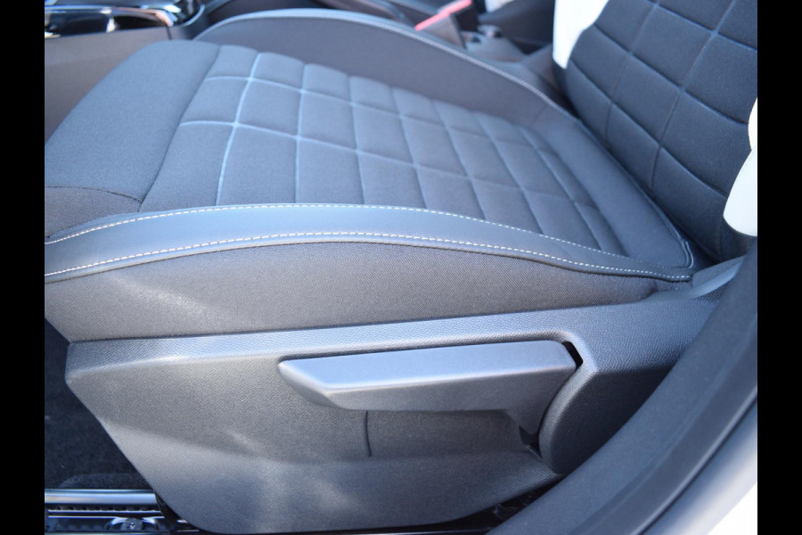 Citroën C3 1.2 Turbo 100pk Max CAMERA MET SENSOREN | NAVI & CARPLAY | E.C.C. | UIT VOORRAAD LEVERBAAR