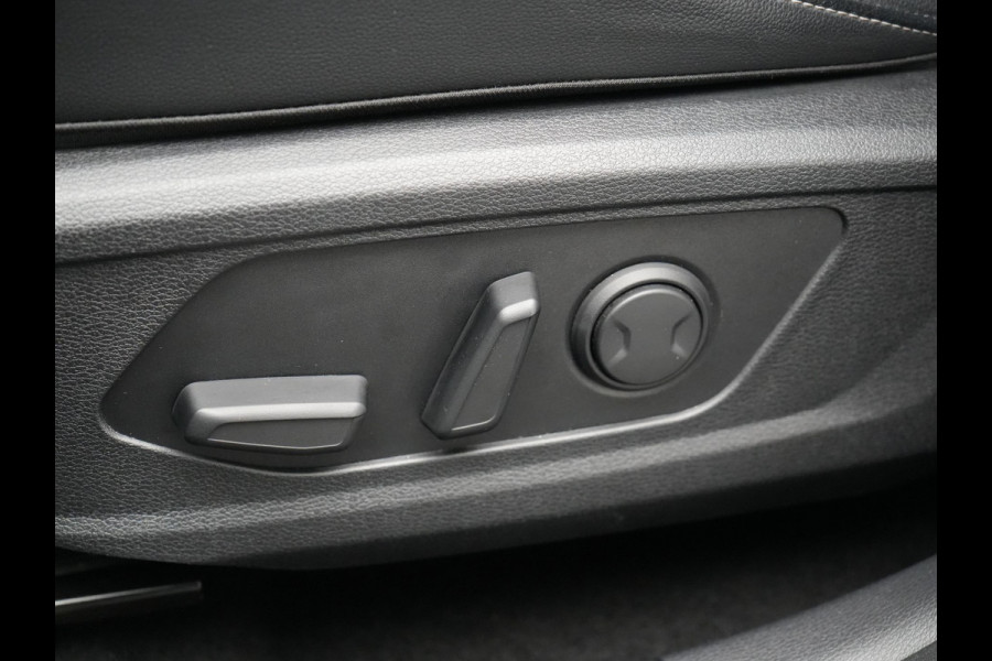 Kia Sportage 1.6 T-GDi AWD Dynamic Line Plug In Hybrid 265pk Dealer O.H PHEV | Adaptive Cruise | Widescreen | Camera | Lederen Sportstoelen Verwarmd | Apple Carplay | Navigatie | Stuur Verwarmd | Virtual | DAB |